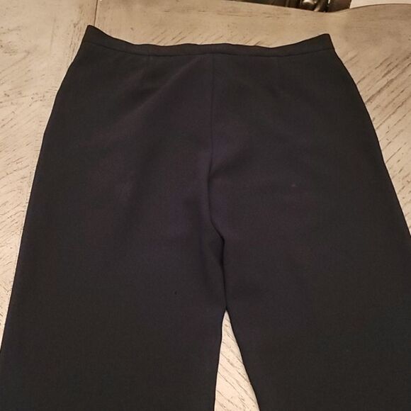 Black slacks by Esprit size 7/8 - Picture 5 of 7